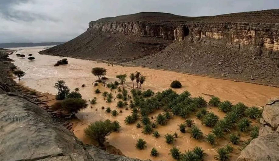 Regen in der Sahara Marokko